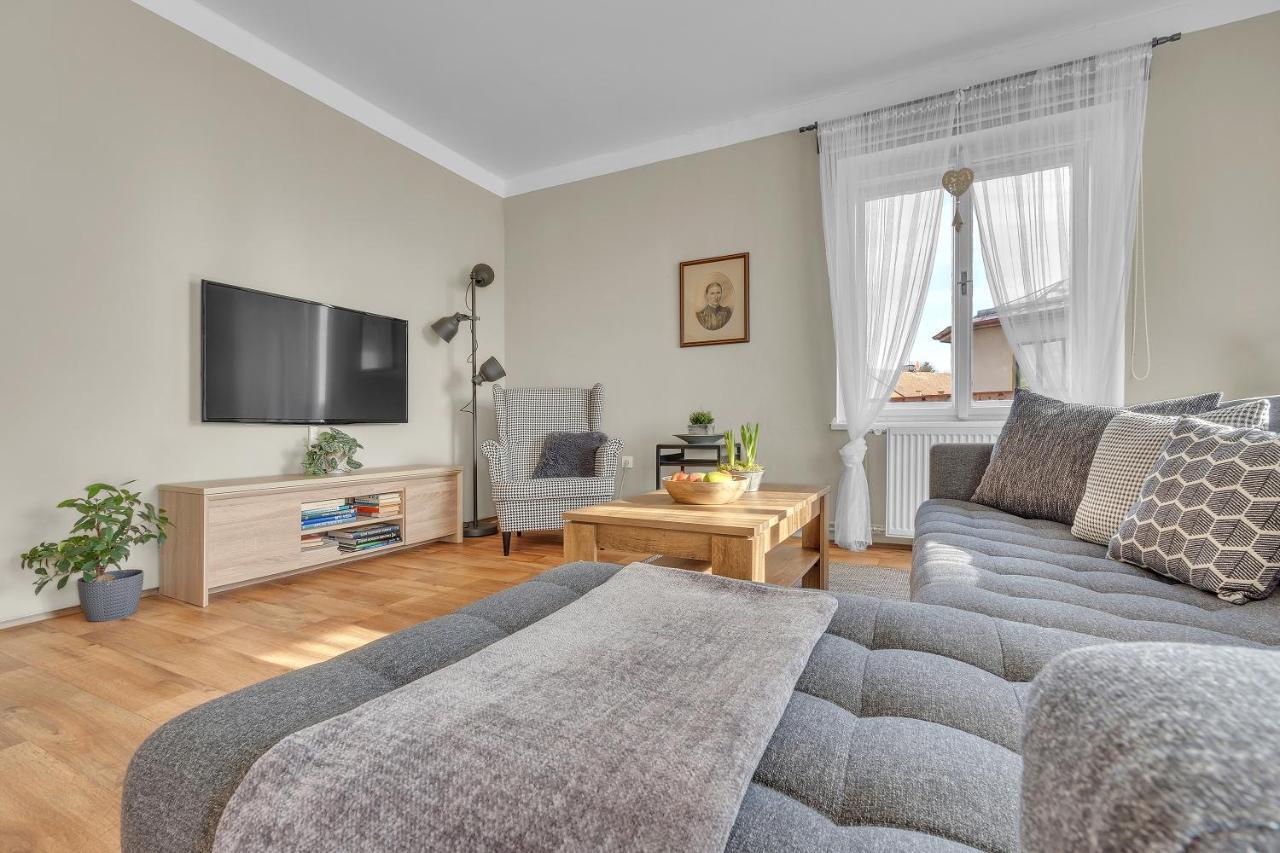 Apartman U Javorky Lázně Bělohrad Екстериор снимка