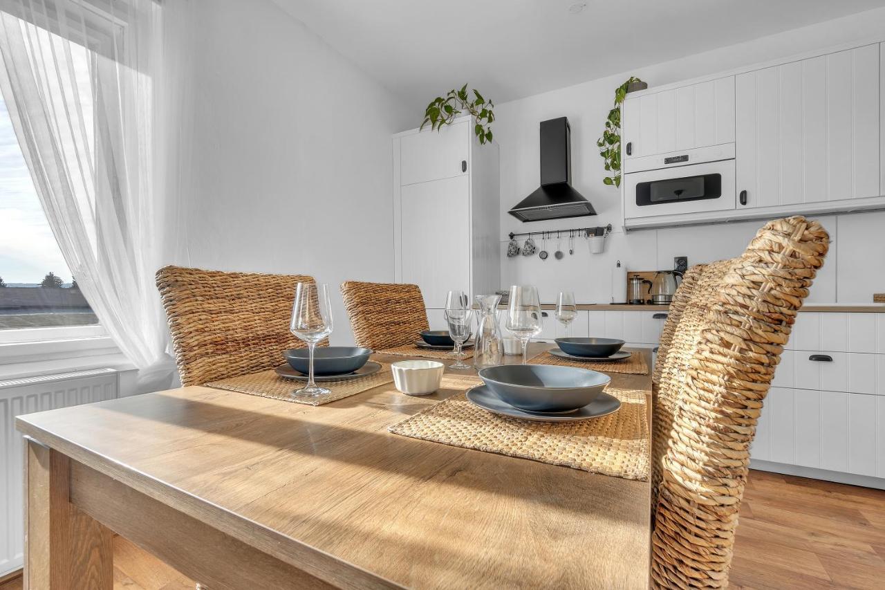 Apartman U Javorky Lázně Bělohrad Екстериор снимка